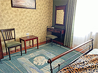 Спальная комната (первая секция), фото 2, Апартаменты на Московской в Евпатории