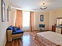 Апартаменты на Шевченко в Евпатории, спальная комната, фото 1