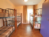 Комната с двухъярусными кроватями в корпусе ДОЛ «Арт-Квест», Саки, Западный Крым, фото 5